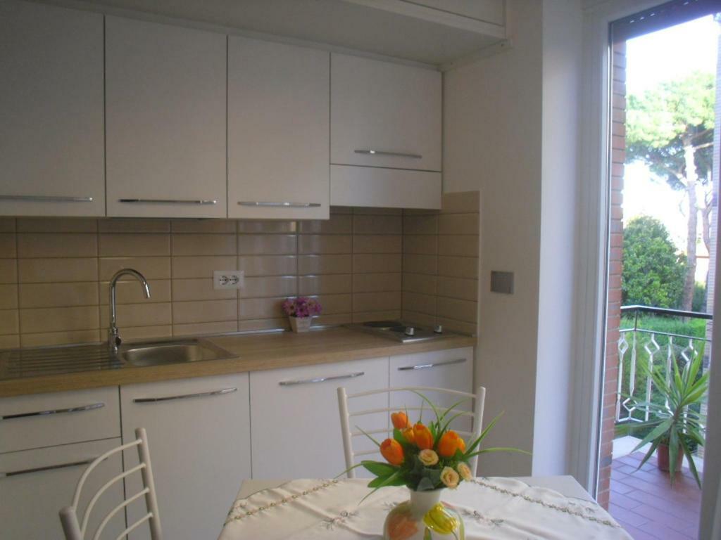 רומא Lovely Little Apartment In Via Aurelia מראה חיצוני תמונה
