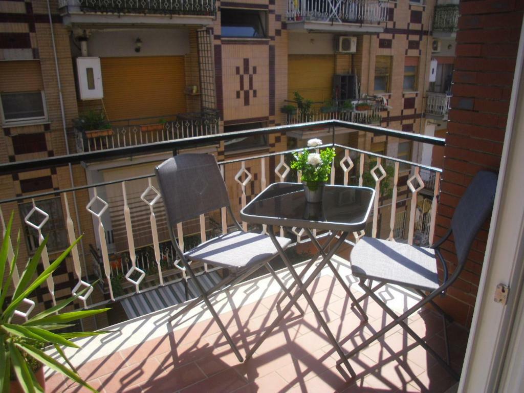 רומא Lovely Little Apartment In Via Aurelia מראה חיצוני תמונה